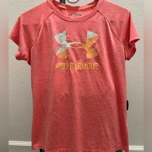 Under Armor/ Active top